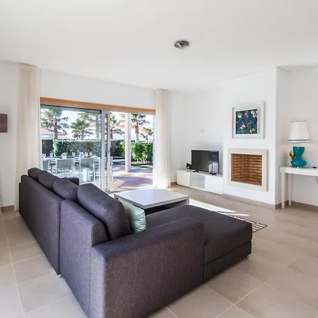 别墅 Ferrel Sleeps 6 Pool Wifi 费雷尔